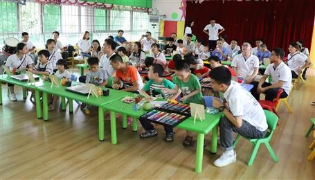 冶建青年走進(jìn)兒童福利院，帶去愛的“綠動(dòng)”