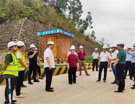 鐘暢姿到佛子·時代廣場項(xiàng)目（二期）調(diào)研指導(dǎo)