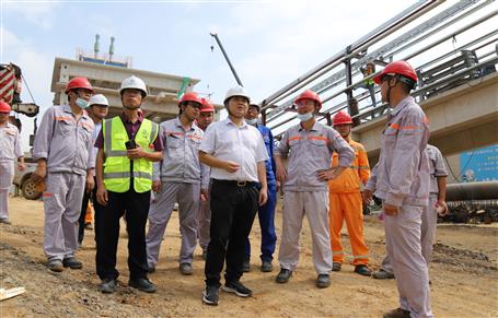 蒙勝益參加魚峰水泥技改項目推進協(xié)調專題會