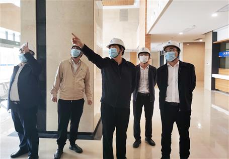 蒙勝益到南寧市江南區(qū)人民醫(yī)院二期工程項目調(diào)研指導工作