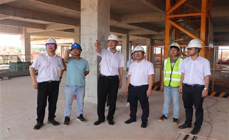 何勇到南寧產(chǎn)投創(chuàng)新產(chǎn)業(yè)園三期項(xiàng)目開(kāi)展2022年上半年質(zhì)量安全綜合大檢查“回頭看”