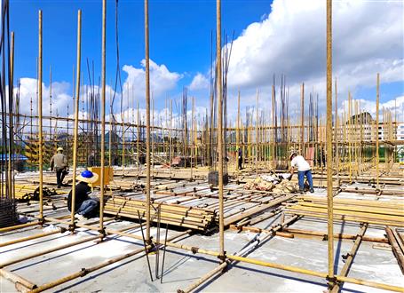 【戰(zhàn)高溫 沖產值】冶建桂東分公司： 不畏酷暑 搶抓進度